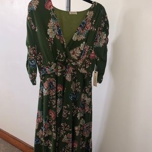 Kiyonna Gabriella Dress in Olive Green